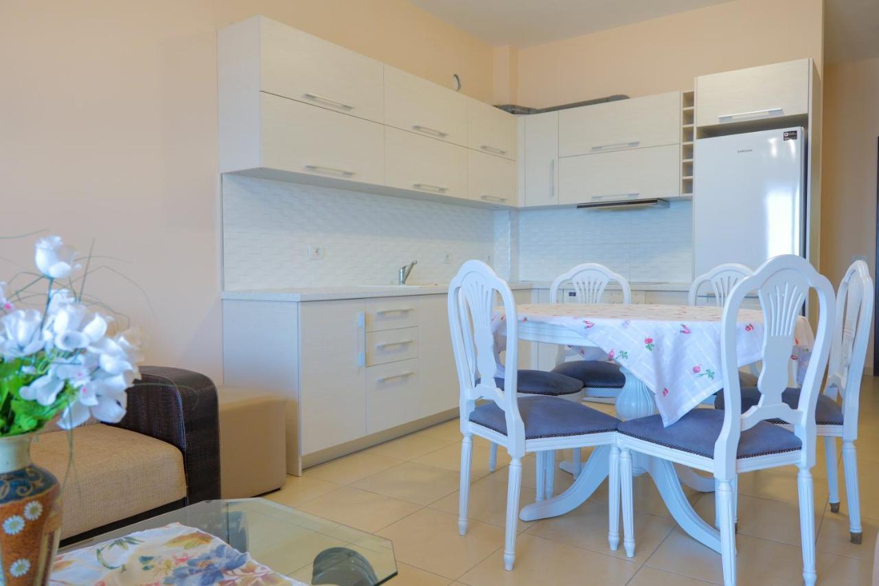 Noel Sea View Apartments Sarandë Eksteriør bilde