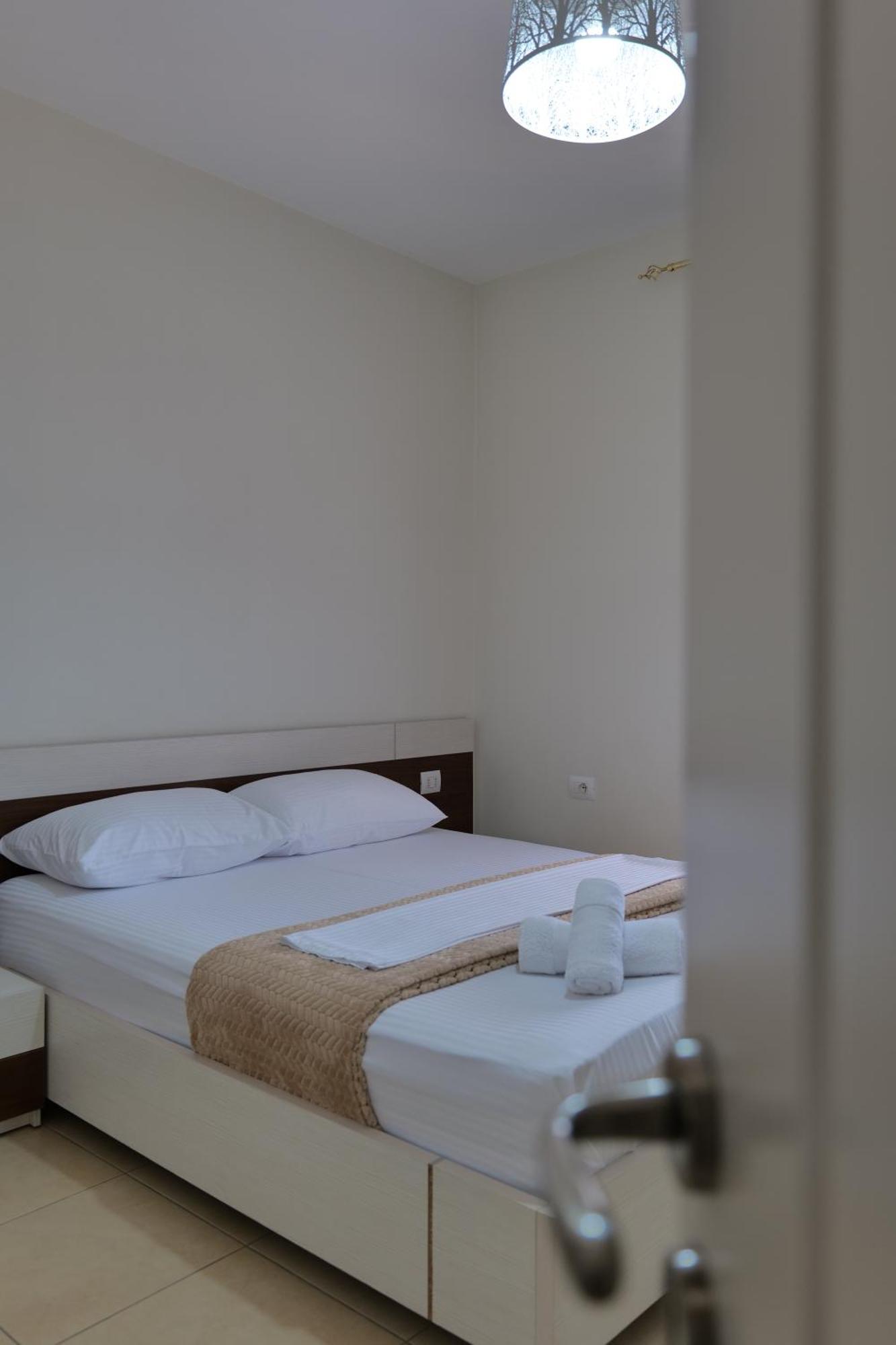 Noel Sea View Apartments Sarandë Eksteriør bilde