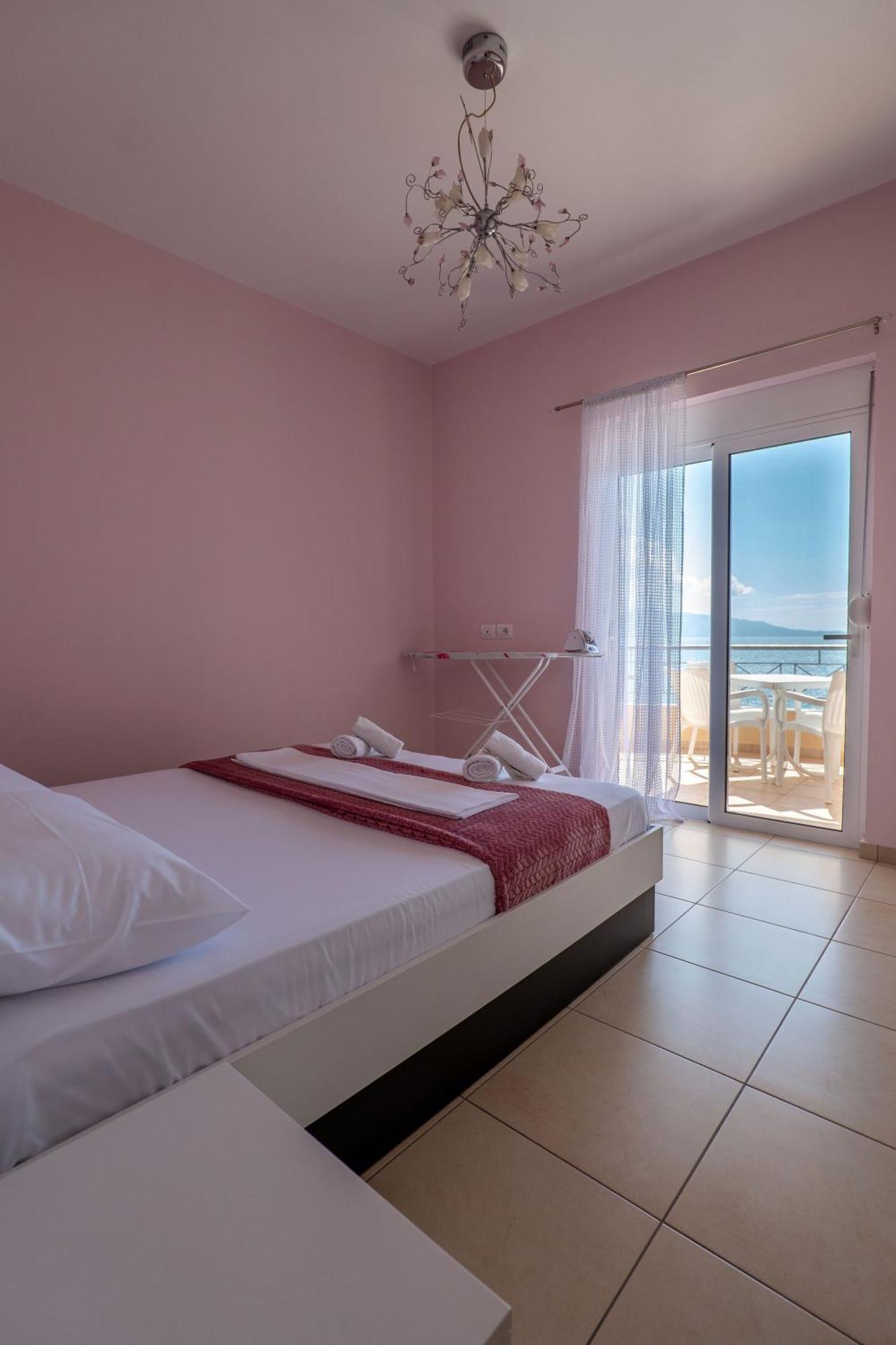 Noel Sea View Apartments Sarandë Eksteriør bilde