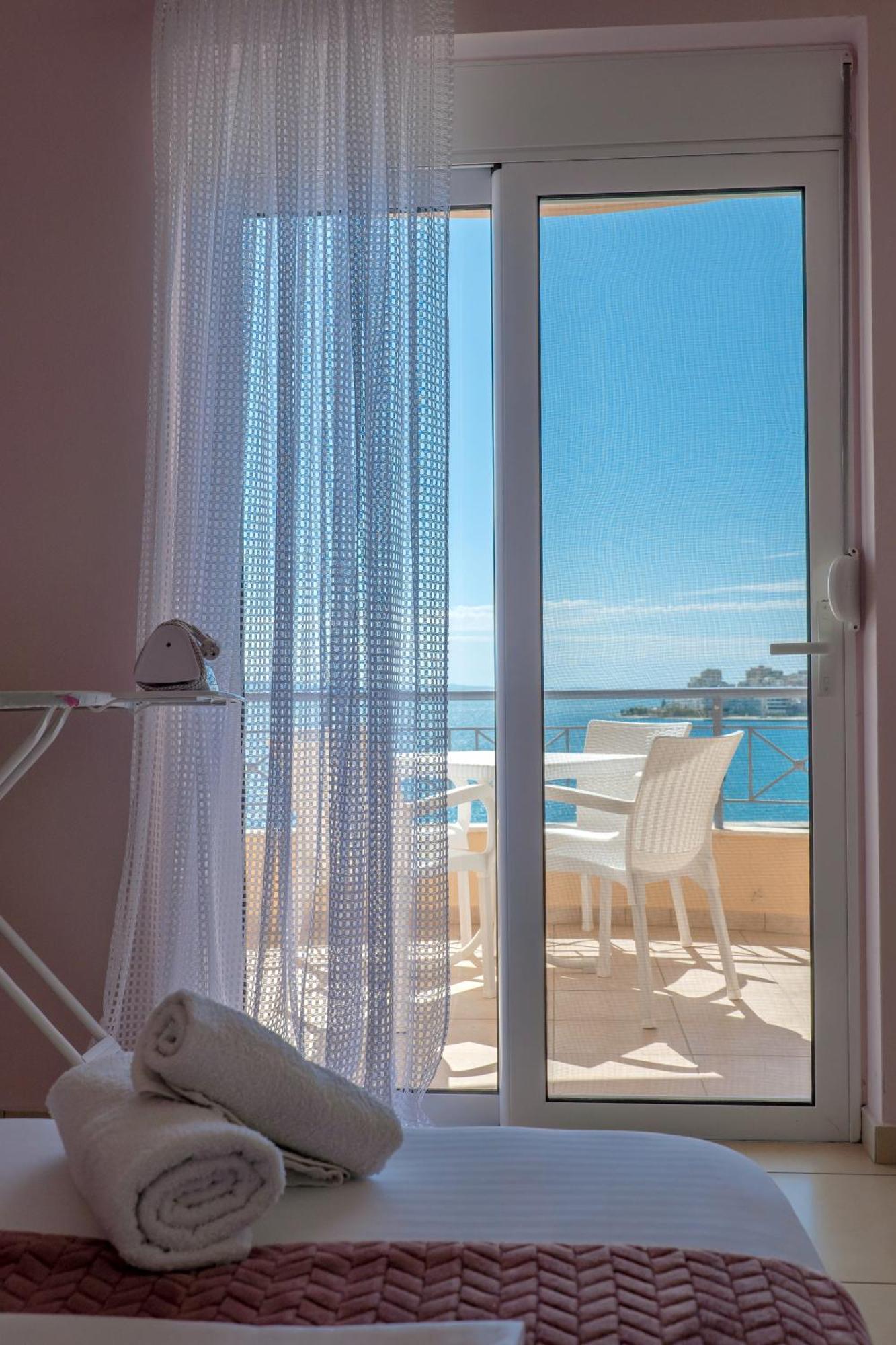 Noel Sea View Apartments Sarandë Eksteriør bilde