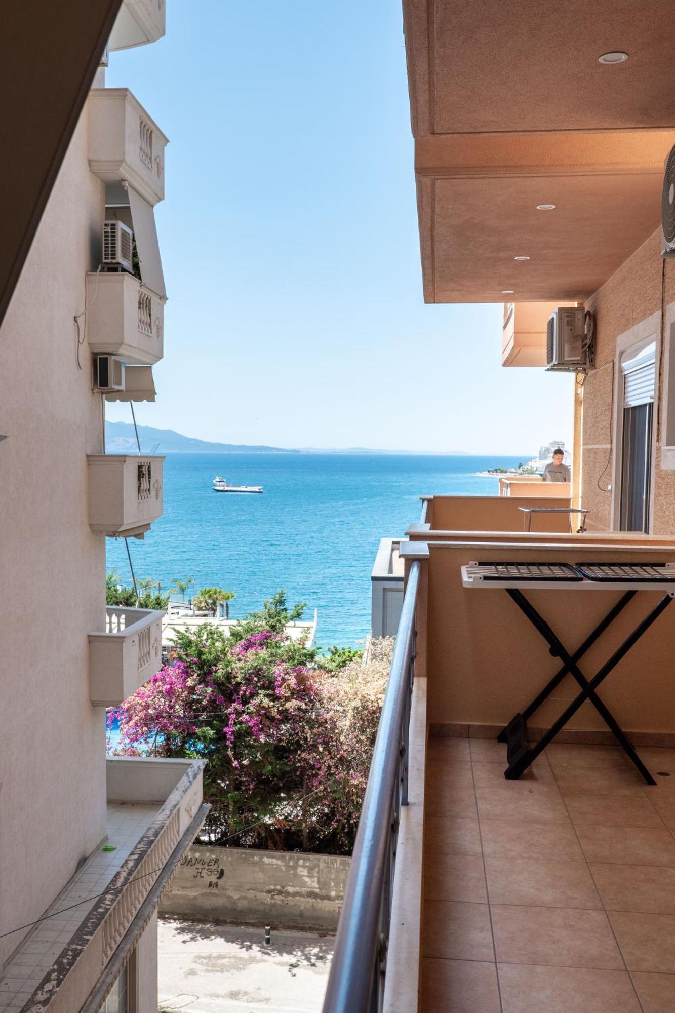 Noel Sea View Apartments Sarandë Eksteriør bilde